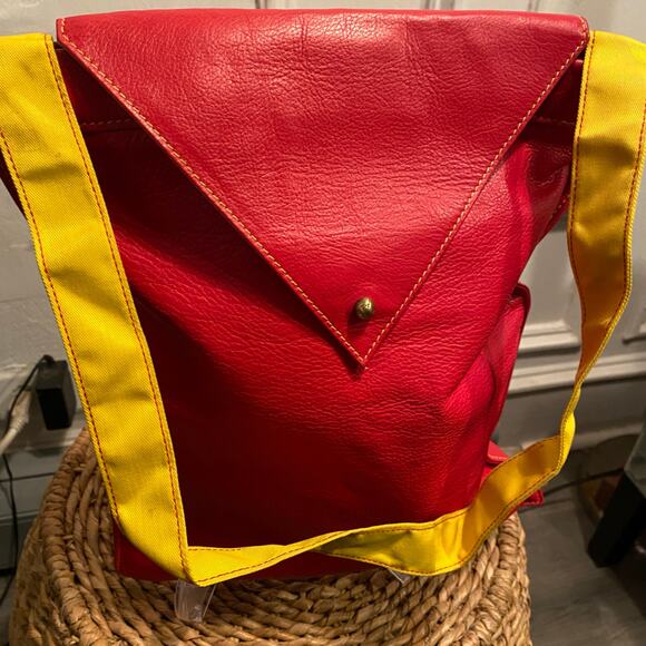 Zac Posen + DHL Tote Bag For Teachers Red
Handbag - Picture 5 of 13